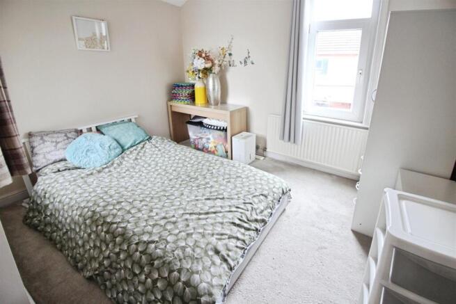 2 bed Terraced for sale Image 10