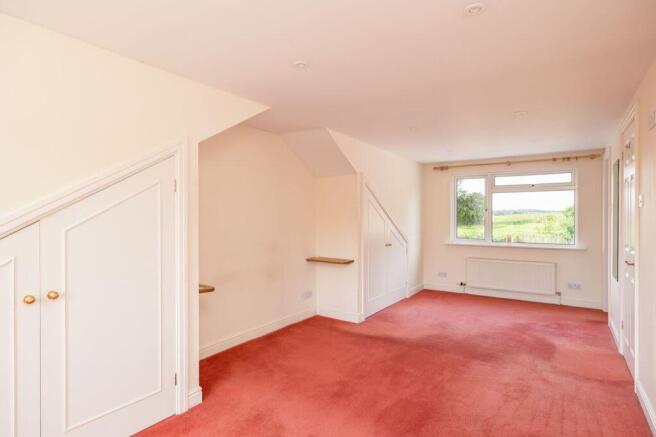 2 bed Semi-Detached Bungalow for sale Image 11