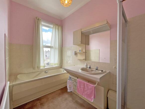 Gifford Terrace Road 68 - Bath.jpg
