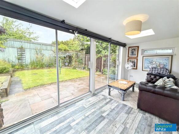 2 bed Detached Bungalow for sale Image 9