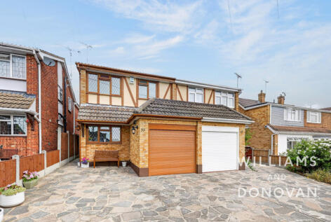 Cumberland Avenue, Benfleet