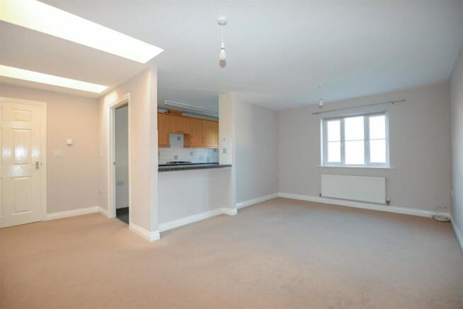 Living Room 1.jpg