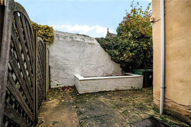 2 bed Terraced for sale Image 10