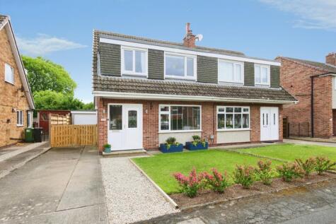 Lowfield Drive, Haxby, York