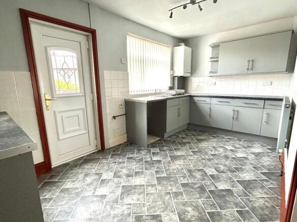 2 bed Terraced for sale Image 4