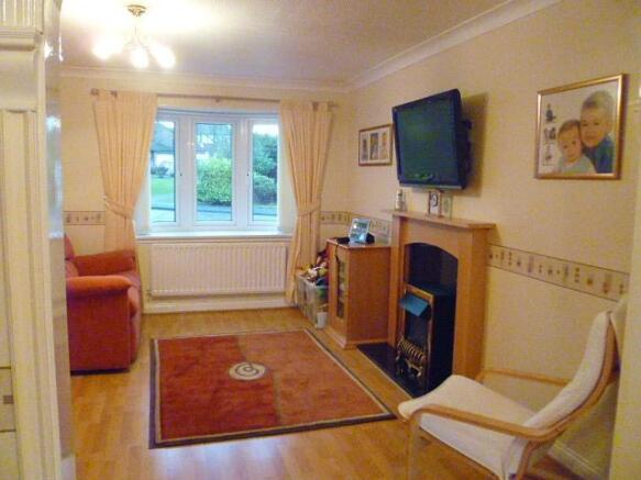 Photo 3