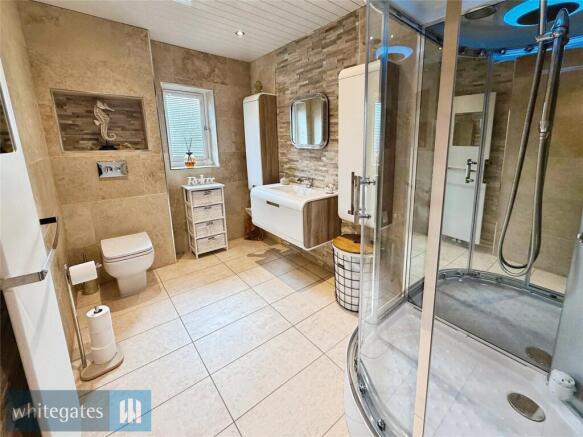 2 bed Detached for sale Image 10