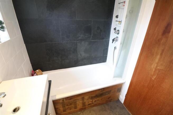 Bathroom/W.C
