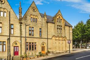 2, Salisbury Place, Boothtown, Halifax HX3 6ND