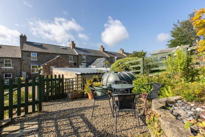 Hill Cottages 28 External-8.jpg