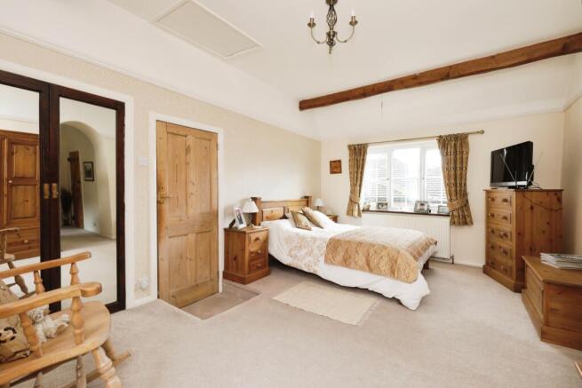 3 bed Detached for sale Image 6