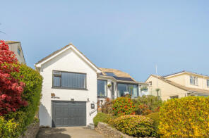 Loughrigg, Meadway, Looe PL13 1JT