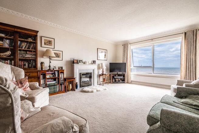 6 Coastguard Road, BUDLEIGH SALTERTON, EX9 photo 4