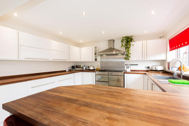Kitchen/Dining Ro...