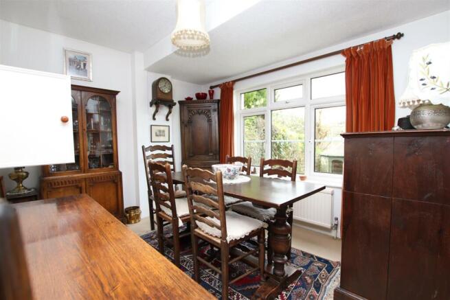 Dining Room.JPG