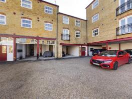 11, Kings Mews, Crow Lane, Rochester ME1 1RE
