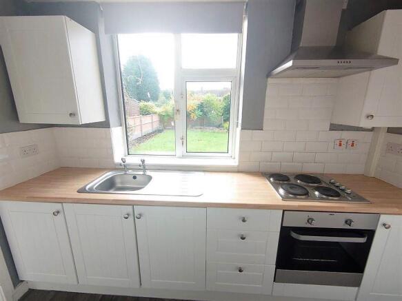 Kitchen 1.jpg