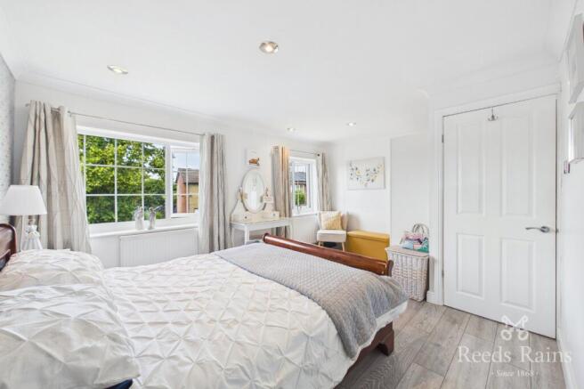 3 bed Detached for sale Image 5