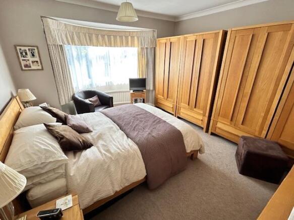 4 bed Detached for sale Image 10