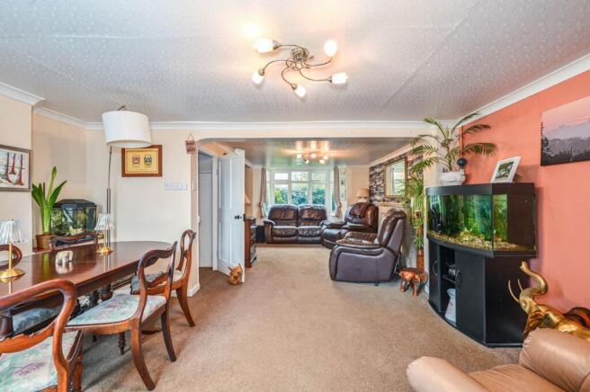 Living Room / Dining Room