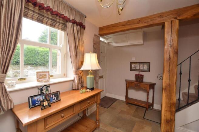Spacious Entrance Hall