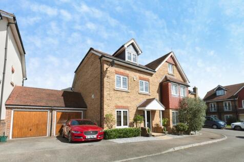 Halcyon Close, Oxshott, Leatherhead, Surrey, KT22
