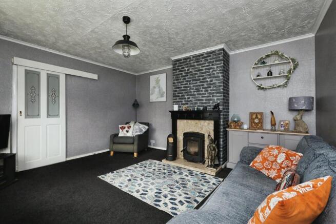 3 bed Semi-Detached for sale Image 9