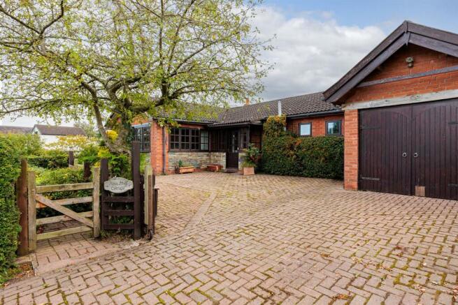 moss_hill_cottage_4.jpg
