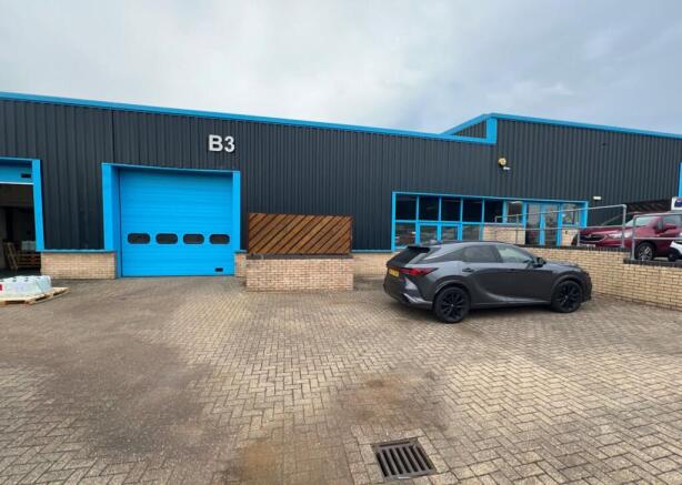 Unit B3 front elevation.jpg