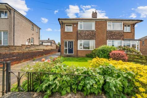 Weston Vale Road, Queensbury