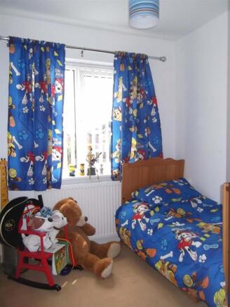 BEDROOM 3