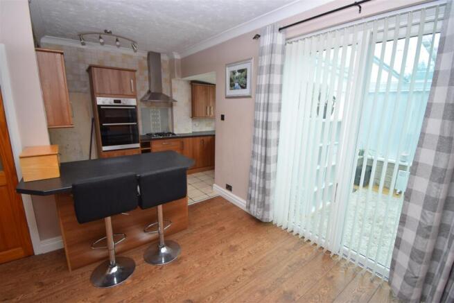 Cleves Avenue, Ferryhill photo 5