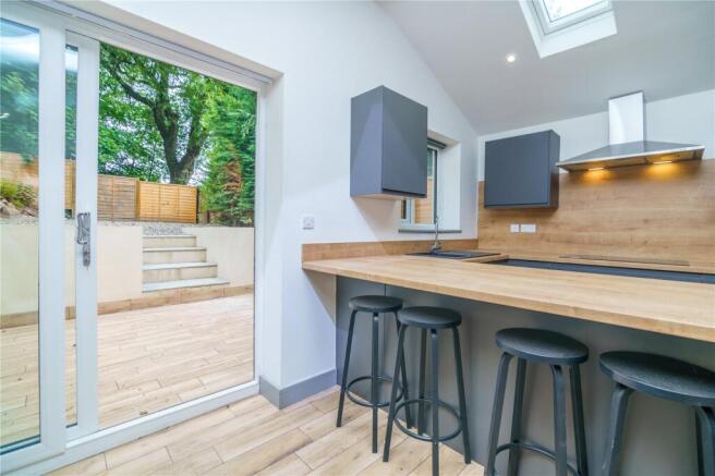 1 bed Terraced to rent Image 4