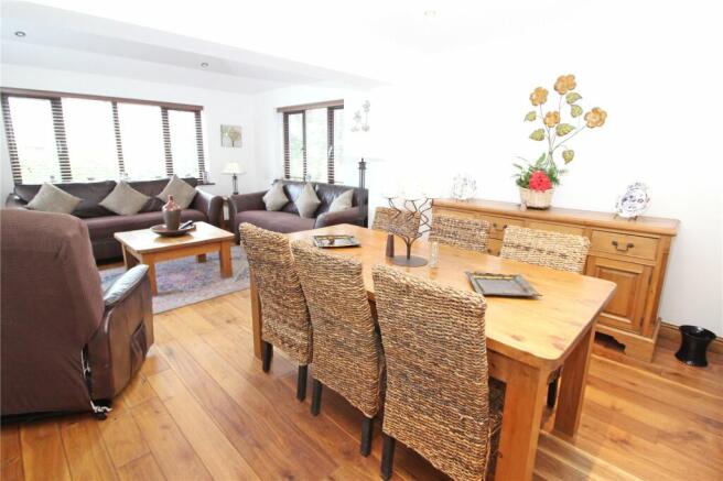 Dining/Family Room