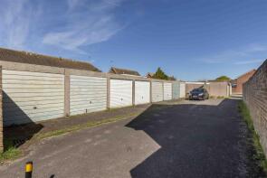 82, Vancouver Road, Durrington, Worthing BN13 2TG