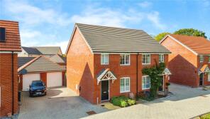 66, Shipridge Drive, Reading RG7 1TL