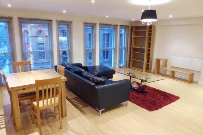 Living/Dining area