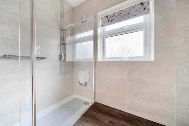 Shower Room (1)