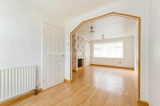 4 bed Terraced for sale Image 10