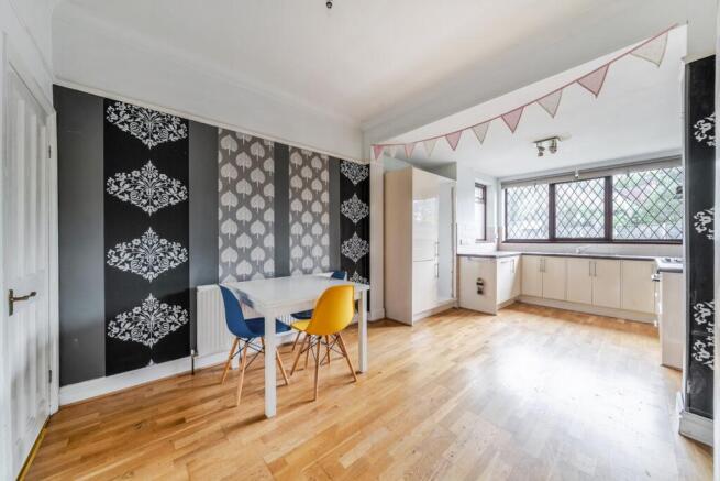 2 bed Terraced for sale Image 4