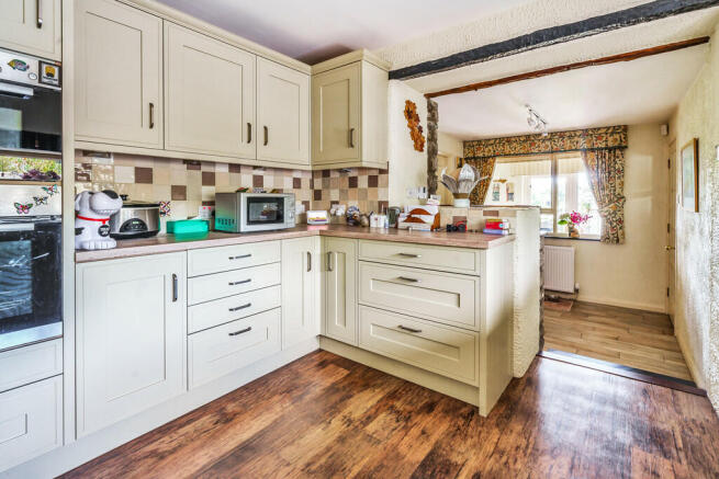 Fitted Kitchen