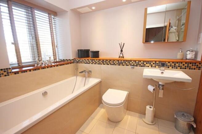 Photo 7