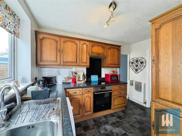 3 bed Semi-Detached for sale Image 11