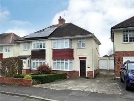 7, Barnet Close, Yeovil BA21 3NT