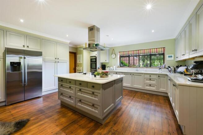 HARBOUR LIGHTS- (8).jpg