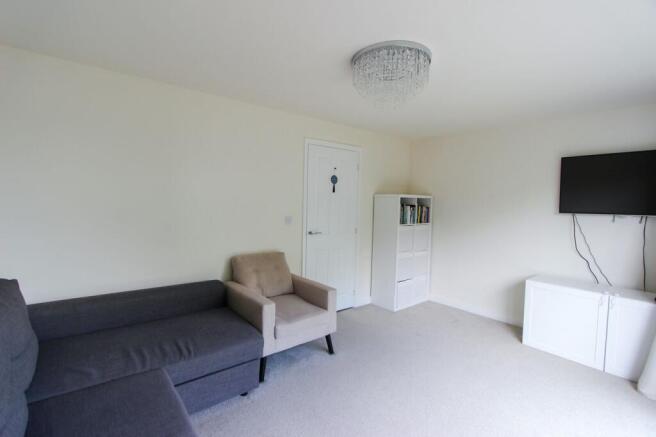 4 bed Terraced to rent Image 10