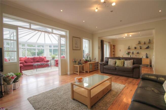 Living/Dining Room