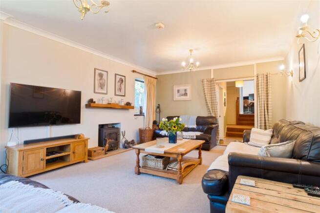 Living Room..jpg
