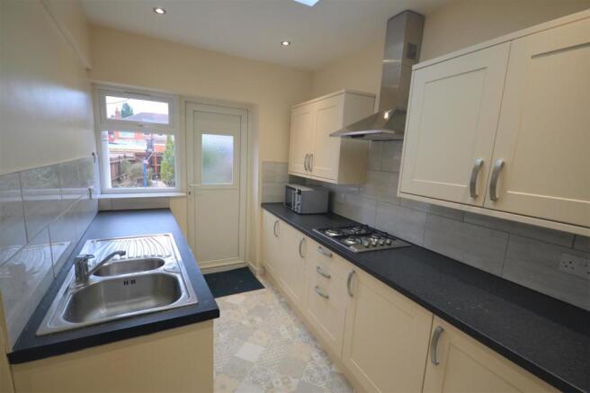 Extended L-shaped kitchen