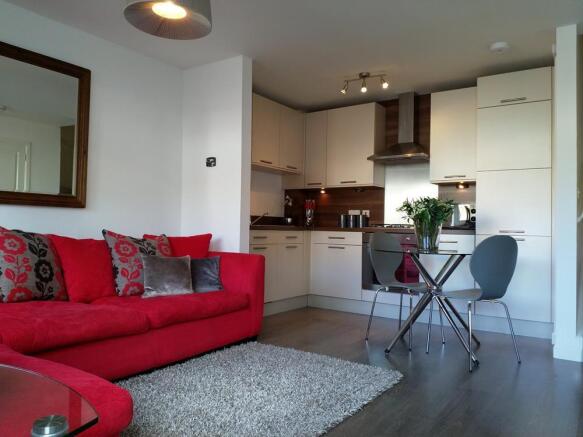 Lounge 4